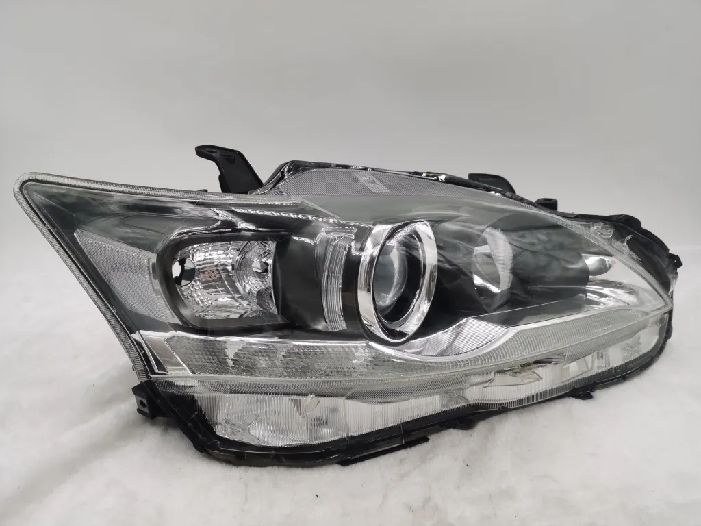 LEXUSCT200H2011-2017HALOGENR.H.SHEADLIGHTASSEMBLY-3_79df94f2-64d6-4b0a-9590-26ac796c062f-scaled.webp