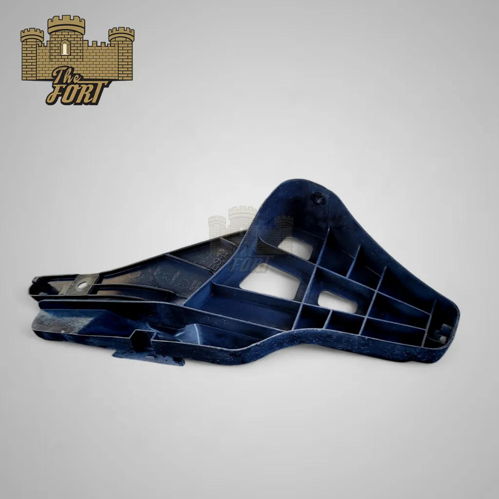 es 13 rear bracket big.webp