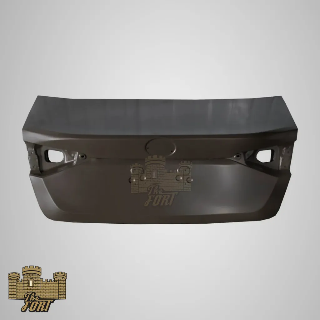 es 19 rear Trunk.webp