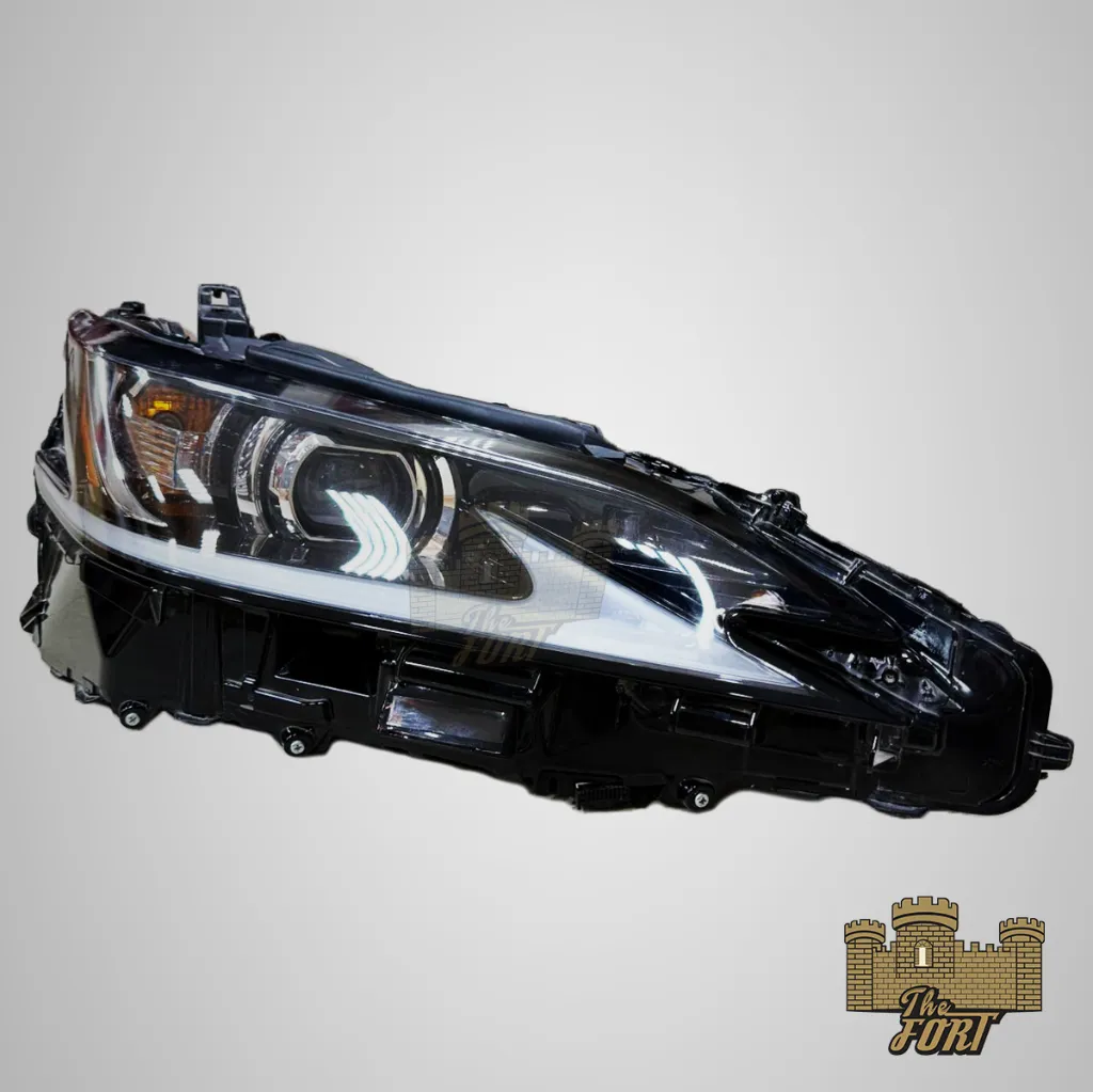 es 22 head light RH 2.webp